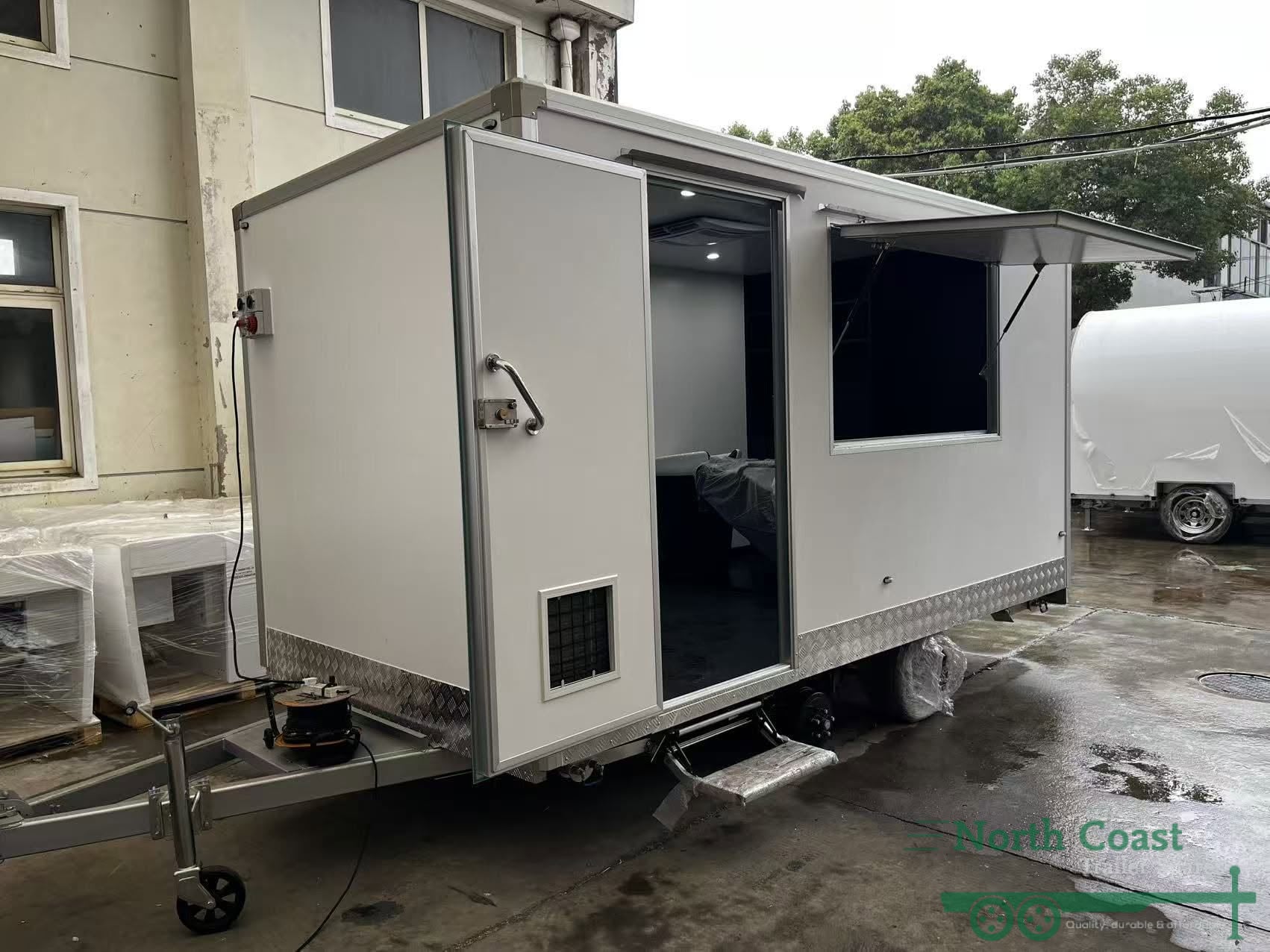 RS400 mobile hair and barber trailer exterior view four meter commercial salon trailer
