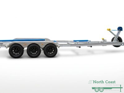 Tri-axle 4500kg aluminium boat trailer model HRAB2830RH7H on a white studio background.